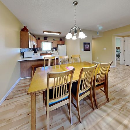 Star Gazing Whispering Pines 644 Apartamento Pigeon Forge Exterior foto