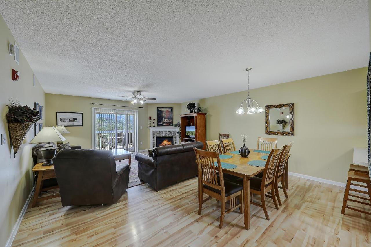 Star Gazing Whispering Pines 644 Apartamento Pigeon Forge Exterior foto