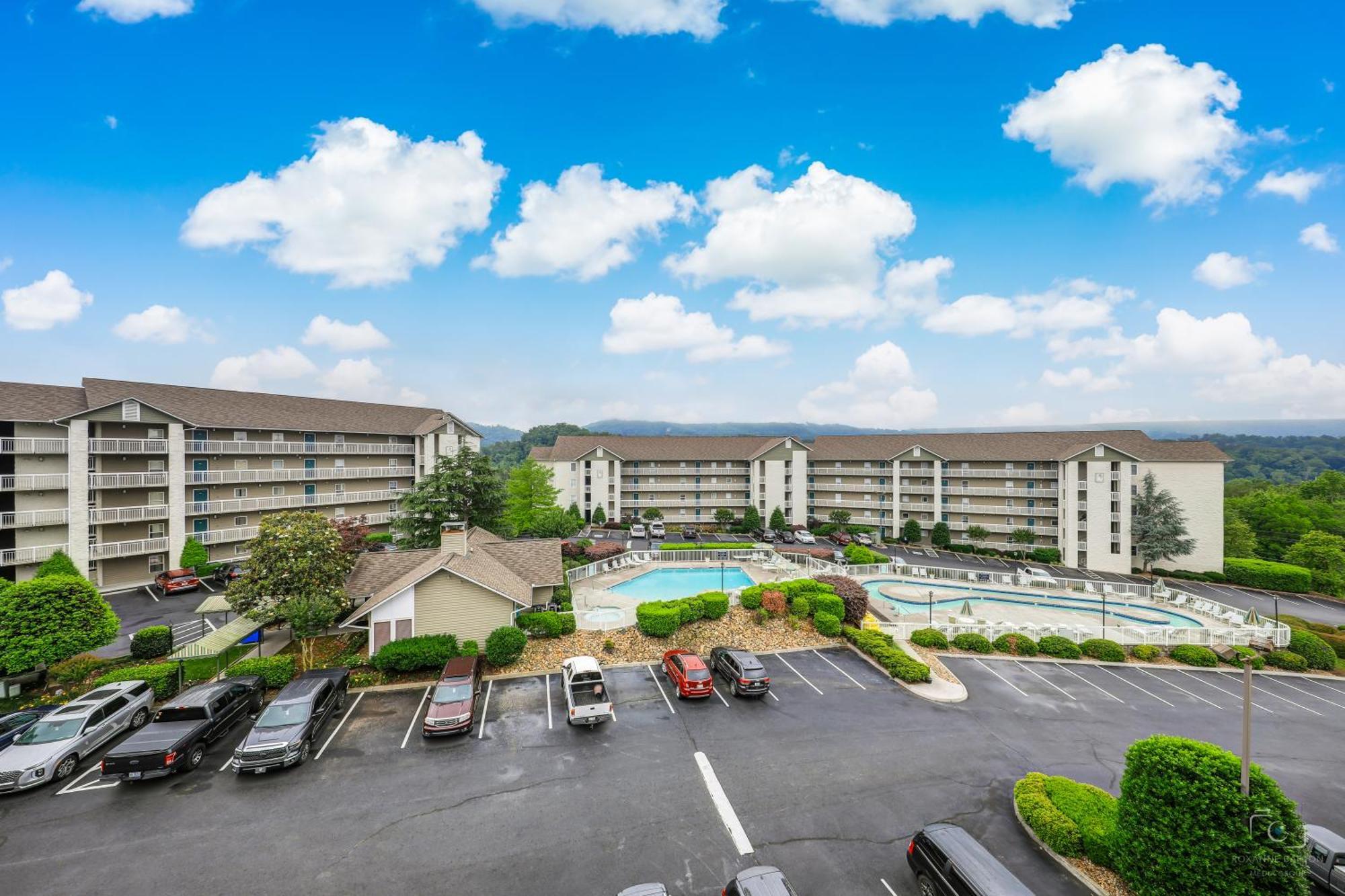Star Gazing Whispering Pines 644 Apartamento Pigeon Forge Exterior foto